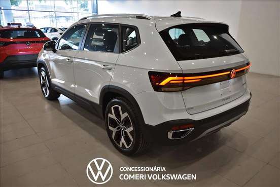 VOLKSWAGEN-TAOS-1.4 250 TSI TOTAL FLEX HIGHLINE AUTOMÁTICO VOLKSWAGEN-TAOS-2026