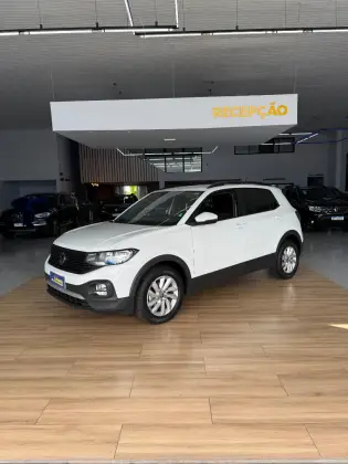 VOLKSWAGEN T-CROSS 1.0 200 TSI TOTAL FLEX AUTOMÁTICO VOLKSWAGEN T-CROSS 1.0 200 TSI TOTAL FLEX AUTOMÁTICO