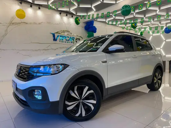 VOLKSWAGEN T-CROSS 1.0 200 TSI TOTAL FLEX COMFORTLINE AUTOMÁTICO VOLKSWAGEN T-CROSS 1.0 200 TSI TOTAL FLEX COMFORTLINE AUTOMÁTICO