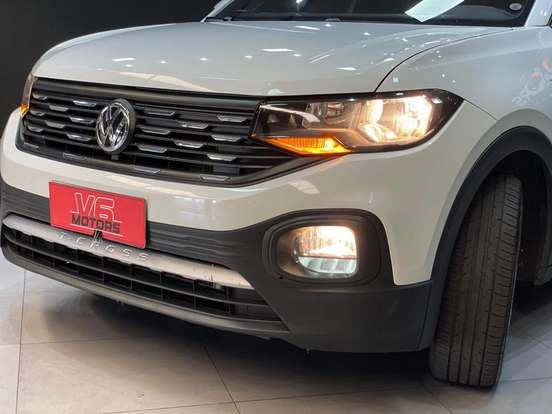 VOLKSWAGEN-T-CROSS-1.0 200 TSI TOTAL FLEX AUTOMÁTICO VOLKSWAGEN-T-CROSS-2020