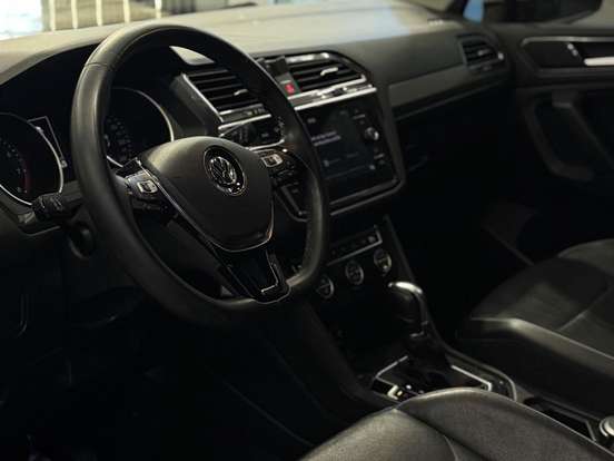 VOLKSWAGEN-TIGUAN-1.4 250 TSI TOTAL FLEX ALLSPACE COMFORTLINE TIPTRONIC VOLKSWAGEN-TIGUAN-2018