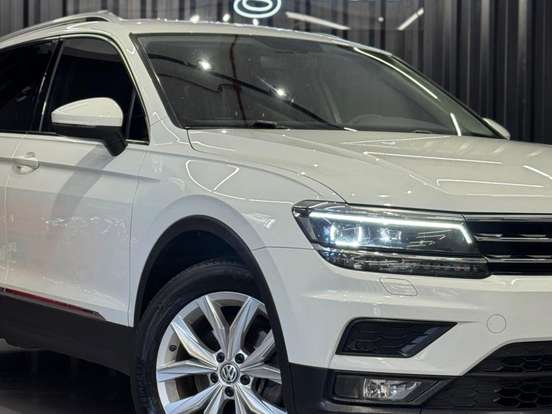 VOLKSWAGEN-TIGUAN-1.4 250 TSI TOTAL FLEX ALLSPACE COMFORTLINE TIPTRONIC VOLKSWAGEN-TIGUAN-2018