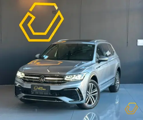 VOLKSWAGEN TIGUAN 2.0 300 TSI GASOLINA ALLSPACE R-LINE AUTOMÁTICO VOLKSWAGEN TIGUAN 2.0 300 TSI GASOLINA ALLSPACE R-LINE AUTOMÁTICO