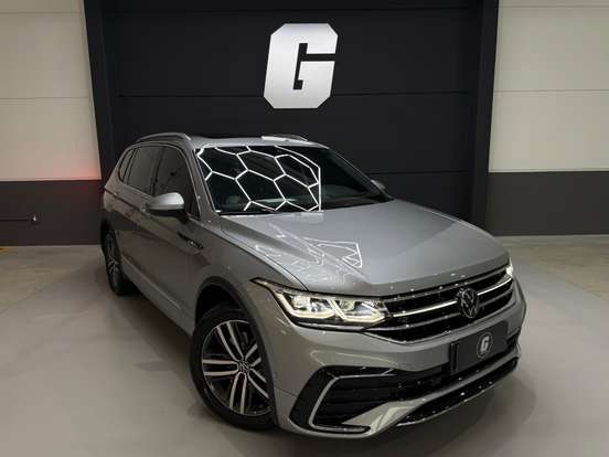 VOLKSWAGEN-TIGUAN-2.0 300 TSI GASOLINA ALLSPACE R-LINE AUTOMÁTICO VOLKSWAGEN-TIGUAN-2024