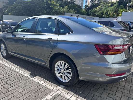 VOLKSWAGEN-JETTA-1.4 250 TSI TOTAL FLEX TIPTRONIC VOLKSWAGEN-JETTA-2018