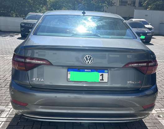 VOLKSWAGEN-JETTA-2018