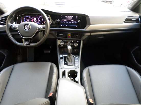 VOLKSWAGEN-JETTA-1.4 250 TSI TOTAL FLEX R-LINE TIPTRONIC VOLKSWAGEN-JETTA-2019