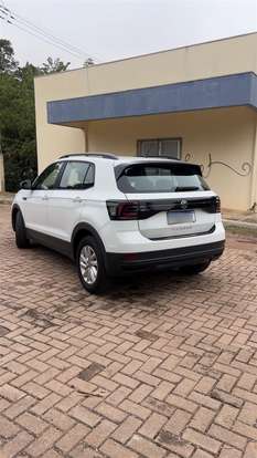 VOLKSWAGEN-T-CROSS-2022