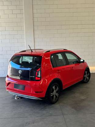 VOLKSWAGEN-UP-2019