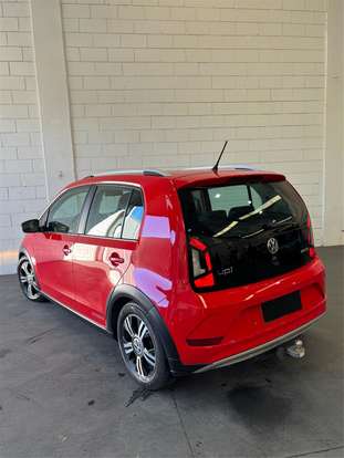 VOLKSWAGEN-UP-2019