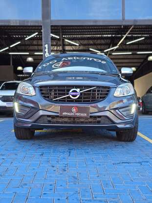 VOLVO-XC60-2015