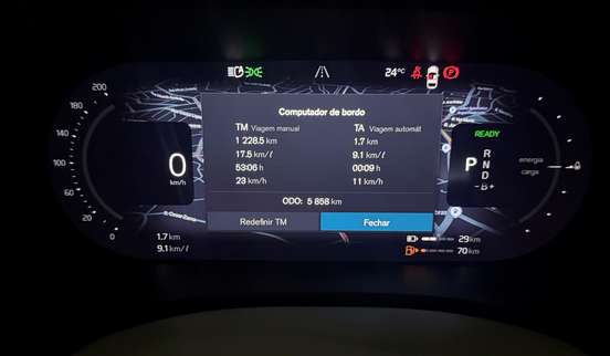 VOLVO-XC60-2025