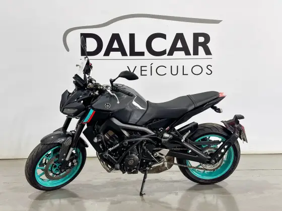 YAMAHA MT-09 YAMAHA MT-09