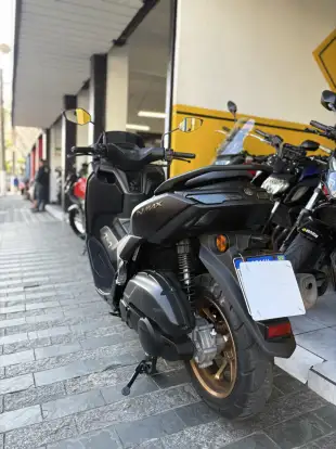 YAMAHA-NMAX CONNECTED 160 ABS-2025