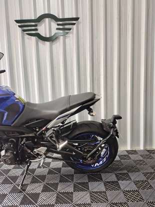 YAMAHA-MT-09 YAMAHA-MT-09-2019