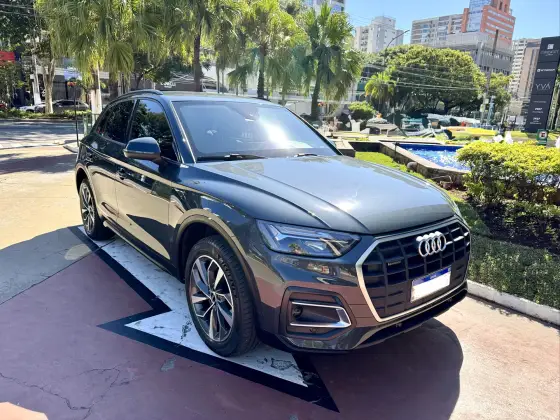 AUDI Q5 2.0 45 TFSI GASOLINA PRESTIGE QUATTRO S TRONIC AUDI Q5 2.0 45 TFSI GASOLINA PRESTIGE QUATTRO S TRONIC