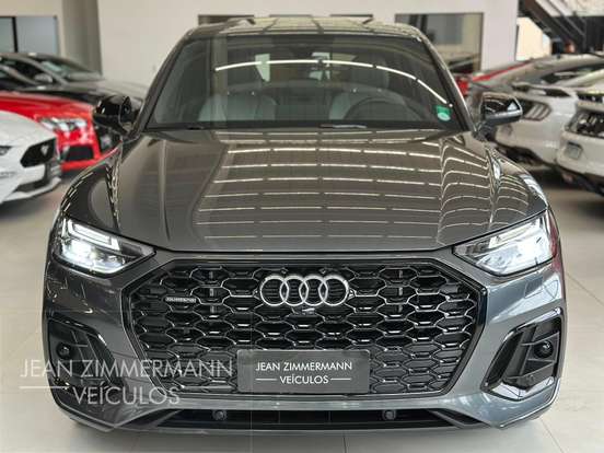 AUDI-Q5-2022