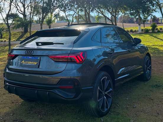 AUDI-Q3-2.0 40 TFSI GASOLINA PERFORMANCE BLACK QUATTRO TIPTRONIC AUDI-Q3-2022