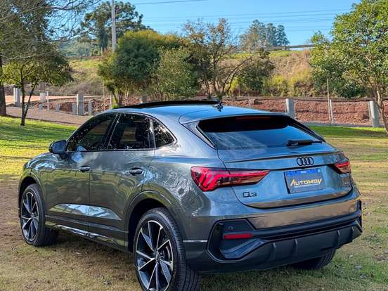 AUDI-Q3-2.0 40 TFSI GASOLINA PERFORMANCE BLACK QUATTRO TIPTRONIC AUDI-Q3-2022
