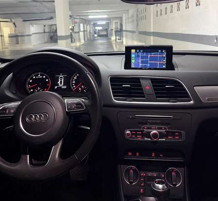 AUDI-Q3-2015
