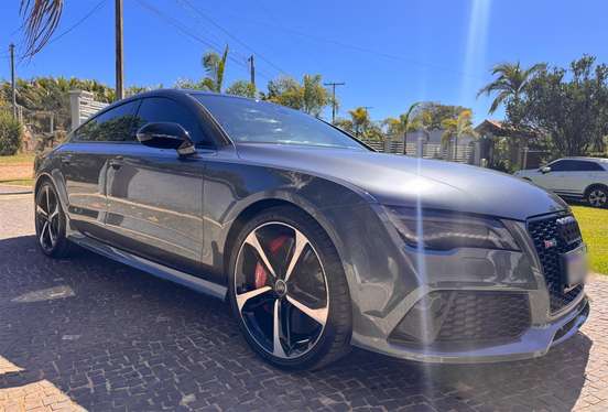 AUDI-RS7-2014