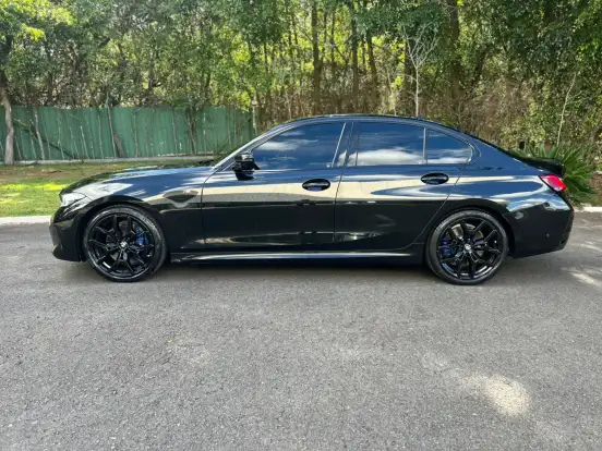 BMW-320i-2025