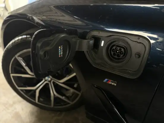 BMW-530e-2022