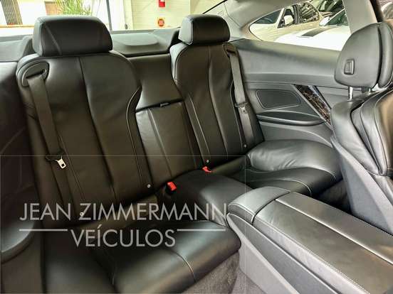BMW-650i-2011