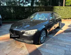 BMW 750i 4.4 V8 32V ACTIVEHYBRID 7 4P AUTOMÁTICO BMW 750i 4.4 V8 32V ACTIVEHYBRID 7 4P AUTOMÁTICO