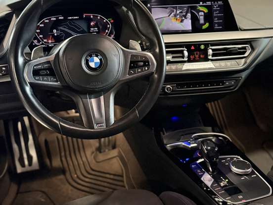 BMW-M 135i-2.0 16V TURBO GASOLINA XDRIVE AUTOMÁTICO BMW-M 135i-2020