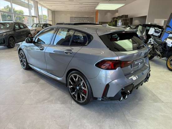 BMW-M 135i-2026