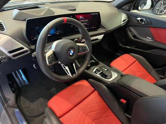 BMW-M 135i-2026