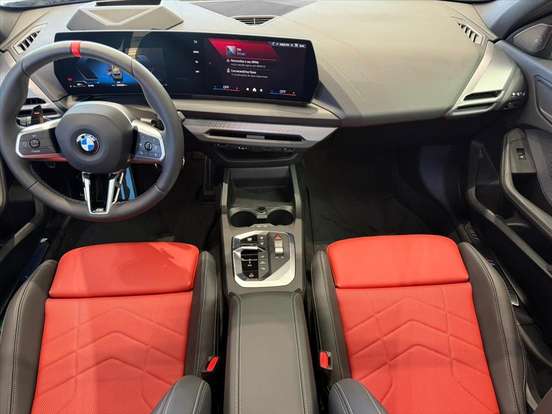 BMW-M 135i-2026