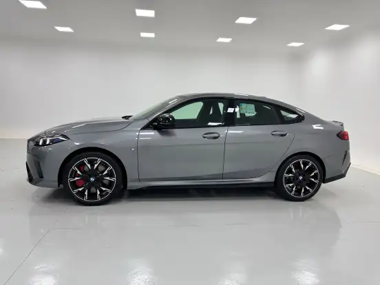 BMW-M 235i-2025