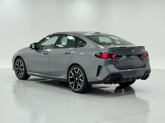 BMW-M 235i-2025