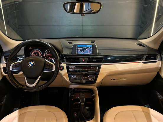 BMW-X1-2.0 16V TURBO ACTIVEFLEX SDRIVE20I X-LINE 4P AUTOMÁTICO BMW-X1-2016
