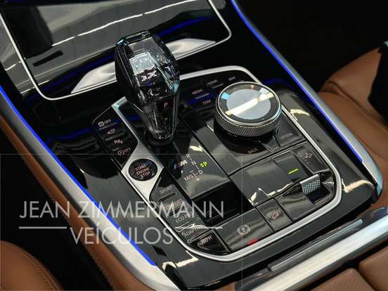 BMW-X7-4.4 V8 GASOLINA M50i STEPTRONIC BMW-X7-2021