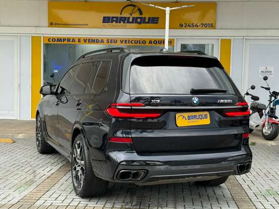 BMW-X7-4.4 V8 GASOLINA M60i STEPTRONIC BMW-X7-2024