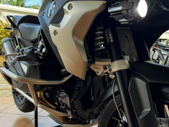 BMW-R 1250 GS PREMIUM TRIPLE BLACK BMW-R 1250 GS PREMIUM TRIPLE BLACK-2022