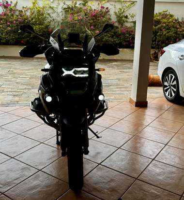 BMW-R 1250 GS PREMIUM TRIPLE BLACK-2022