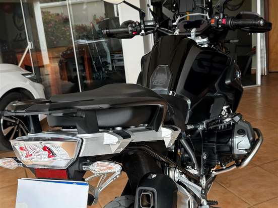 BMW-R 1250 GS PREMIUM TRIPLE BLACK BMW-R 1250 GS PREMIUM TRIPLE BLACK-2022