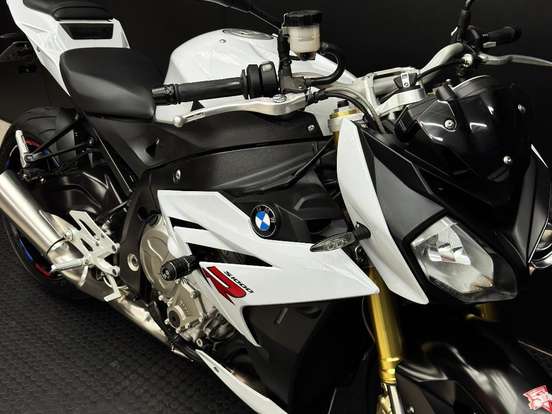 BMW-S 1000 RR BMW-S 1000 RR-2016