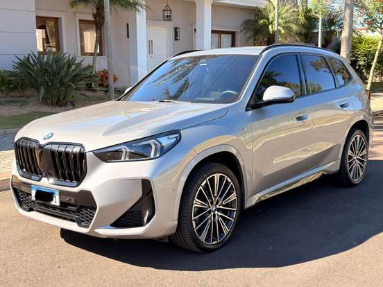 BMW-X1-2.0 16V TURBO GASOLINA SDRIVE20I M SPORT STEPTRONIC BMW-X1-2024