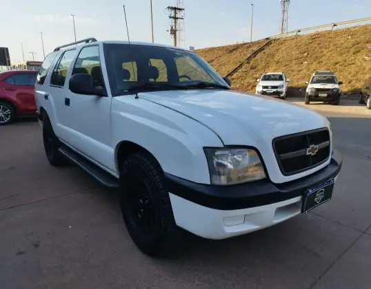 CHEVROLET BLAZER 2.4 MPFI ADVANTAGE 4X2 8V FLEX 4P MANUAL CHEVROLET BLAZER 2.4 MPFI ADVANTAGE 4X2 8V FLEX 4P MANUAL