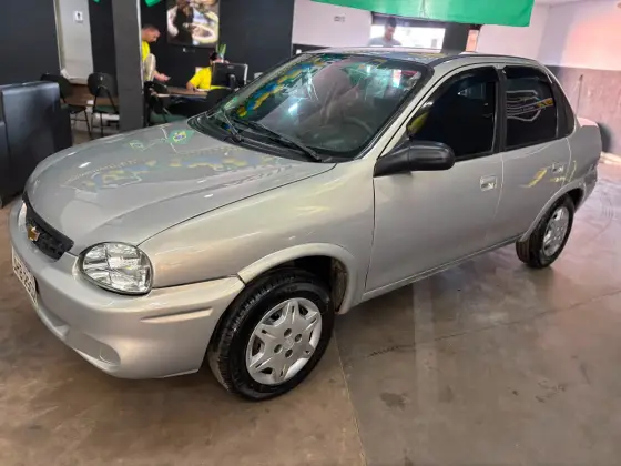 CHEVROLET CLASSIC 1.0 MPFI LIFE 8V GASOLINA 4P MANUAL CHEVROLET CLASSIC 1.0 MPFI LIFE 8V GASOLINA 4P MANUAL