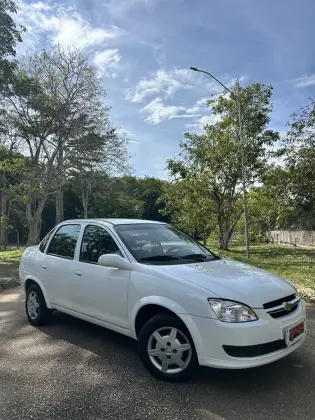 CHEVROLET CLASSIC 1.0 MPFI LS 8V FLEX 4P MANUAL CHEVROLET CLASSIC 1.0 MPFI LS 8V FLEX 4P MANUAL