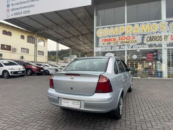 CHEVROLET-CORSA-1.4 MPFI PREMIUM SEDAN 8V FLEX 4P MANUAL CHEVROLET-CORSA-2011