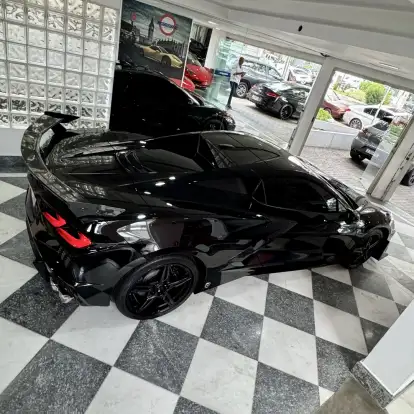 CHEVROLET-CORVETTE-2021