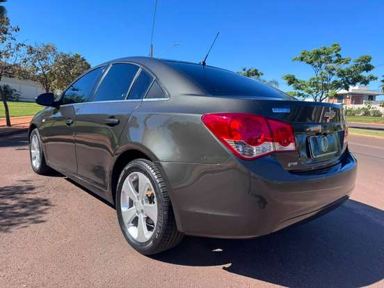 CHEVROLET-CRUZE-1.8 LT 16V FLEX 4P AUTOMÁTICO CHEVROLET-CRUZE-2012