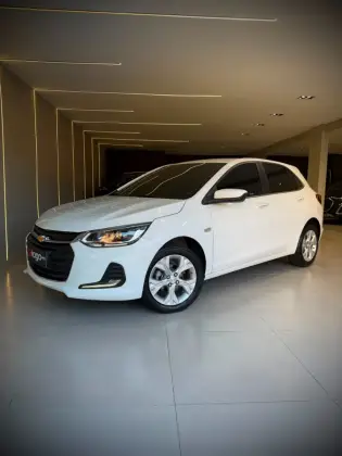 CHEVROLET ONIX 1.0 TURBO FLEX PREMIER AUTOMÁTICO CHEVROLET ONIX 1.0 TURBO FLEX PREMIER AUTOMÁTICO